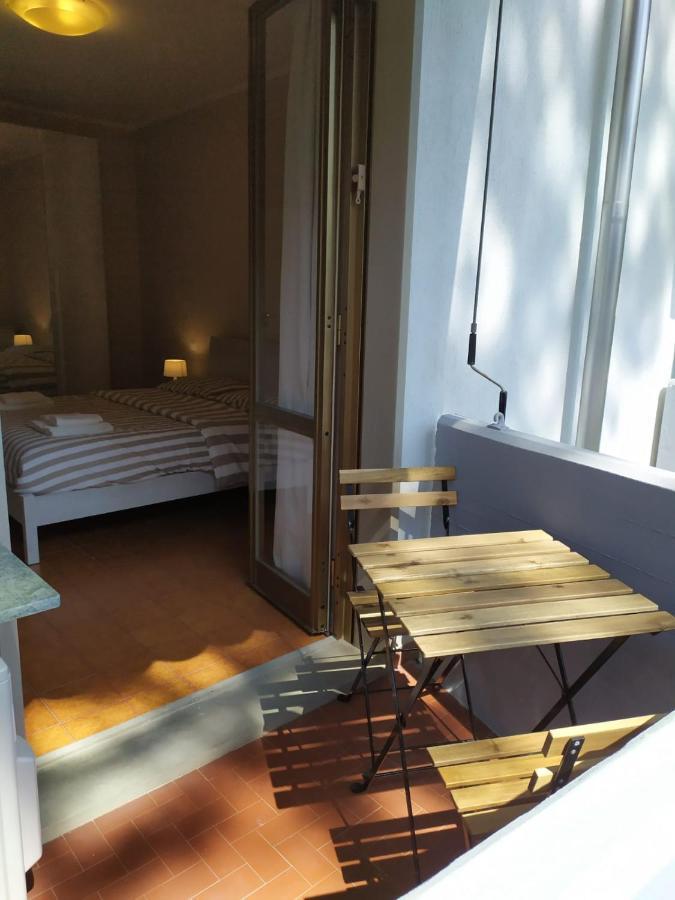 Beach House, 300 M Dal Mare, マリーナ・ディ・マッサ エクステリア 写真